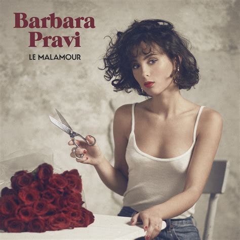 Barbara Pravi Voilà lyrics