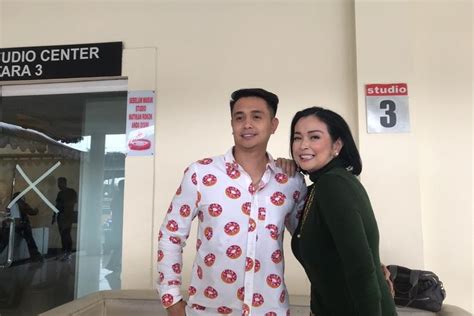 Beda Usia Tahun Dengan Ajun Perwira Jennifer Jill Ungkap Momen Awal