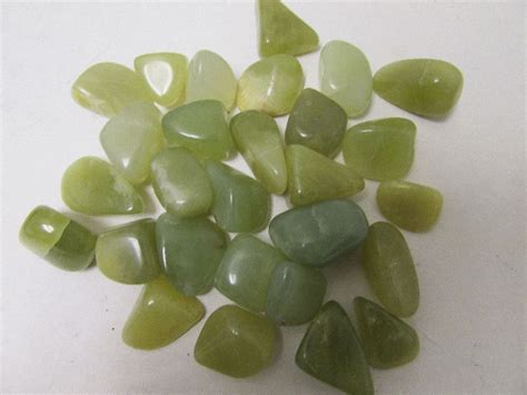 Beautiful Jade Tumbled And Polished Tpjade