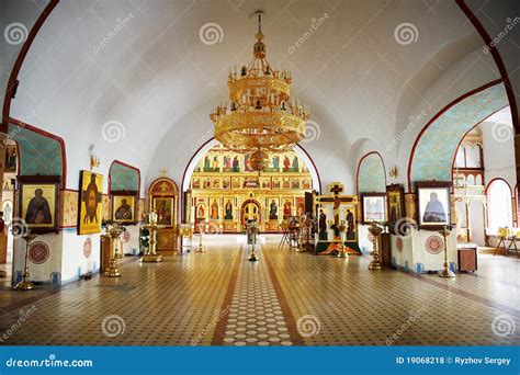 Interior Da Igreja Do Russo Foto De Stock Imagem De Dobra Religioso