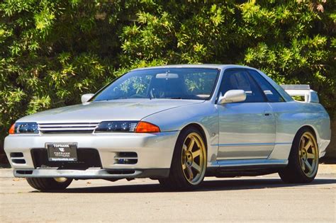 1992 Nissan Skyline Toprank Importers