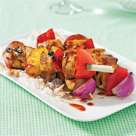 Brochettes De Poulet Aux Ananas Sauce Arachide Aux Canneberges 5 Ingredients 15 Minutes