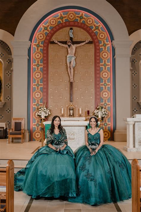 The Center At District Quinceanera Brianna Arianna Lorenzo