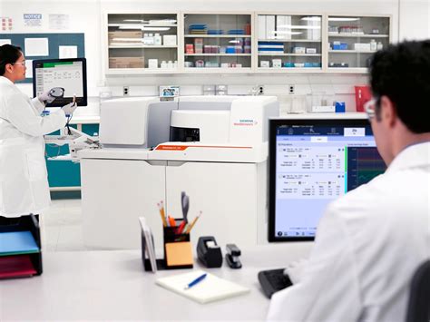 Integrated Clinical Chemistry And Immunoassay Analyzers