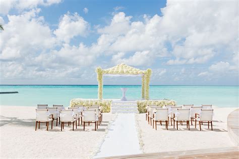 Maldives wedding | Maldives wedding, Wedding, Real weddings