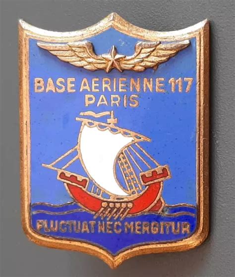 INSIGNE ÉMAIL Armée de l Air BASE AÉRIENNE 117 PARIS ORIGINAL