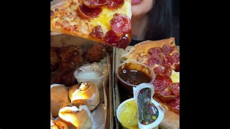 Asmr Pizza Pepperoni Chicken Wings Mukbang Eating Papa Johns Food