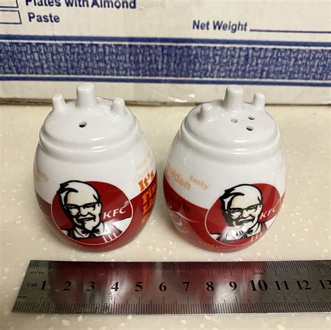 KFC Salt And Pepper Shaker Furniture Home Living Home Decor Vases