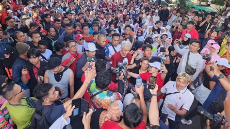 Ganjar Diteriaki Presiden Saat Lari Pagi Di Gasibu Bandung Okezone News