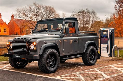 Land Rover Defender Ev By Twisted Fabricante Land Rover