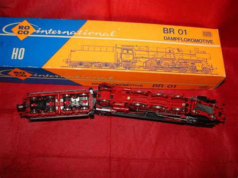 ROCO HO LOCOMOTIVE VAPEUR 01 147 TENDER DB TRAIN ELECTRIQUE 04119 B