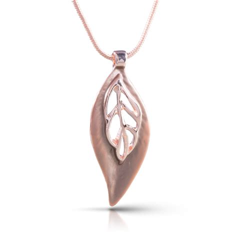 Natural Elements Rosegold Enameled Necklace Single Leaf Rose ⋆ Amanda