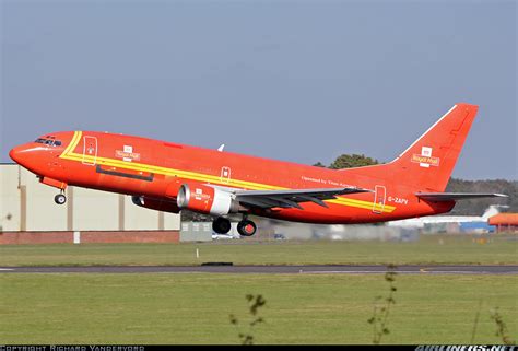 Boeing 737 3y0sf Royal Mail Titan Airways Aviation Photo