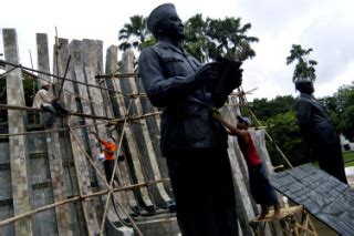 Monumen Proklamator Di Tugu Proklamasi Jakarta Datatempo