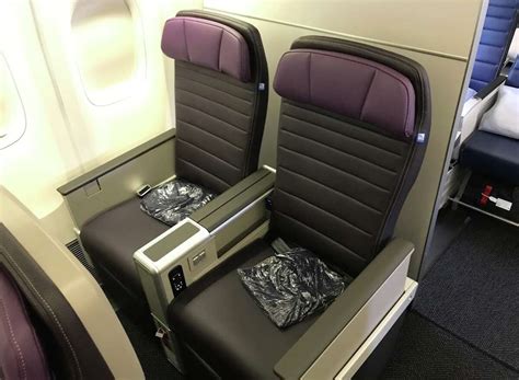 25 Hours In Uniteds New Premium Economy Seat Photos