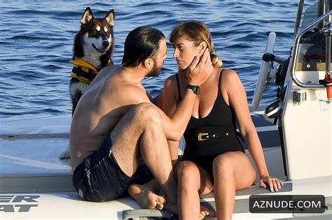 Maria Elena Boschi And Giulio Berruti Sexy On A Boat In Porto Ercole Aznude