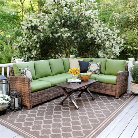 Leisure Made Dalton 5 Piece Wicker Outdoor Sectional Set With Green