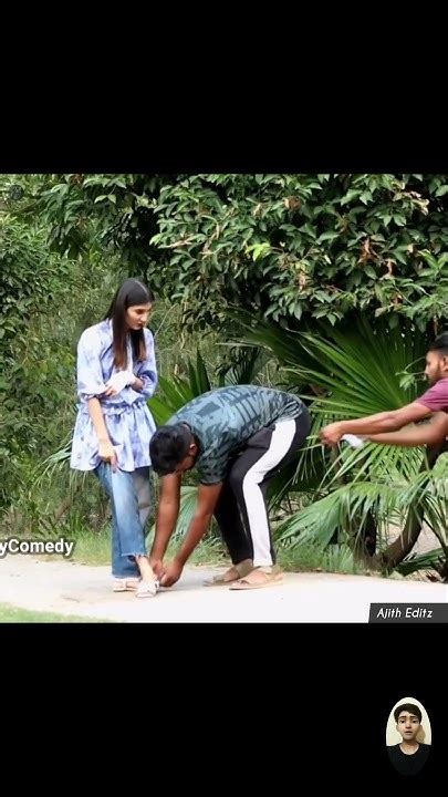 Telling Stranger Aap Ki Pant Phat Gayi Prank 😜 Amuku Dumku Amal