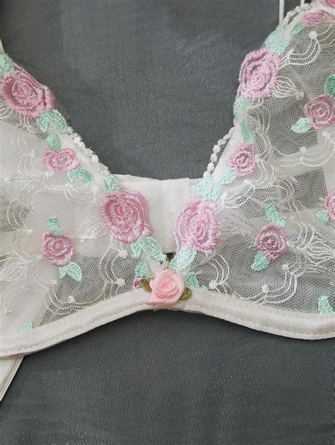 Women Floral Embroidery Sheer Mesh Underwire Bra Lingerie Shein