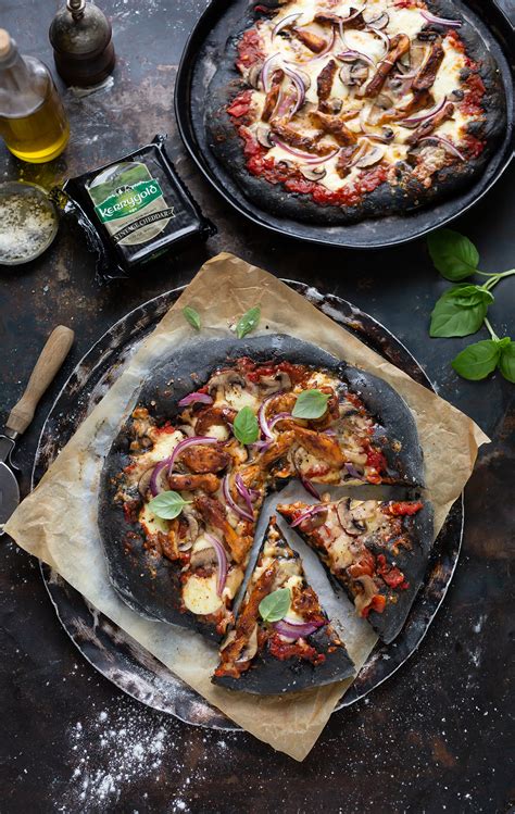 Black Pizza With Chipotle Bbq Chicken Mushrooms And Red Onion Recipe