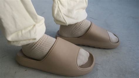 Yeezy Slide dupe review: Litfun slide sandals - Reviewed