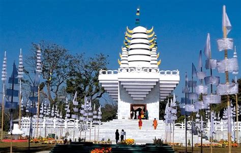 visit unexplored manipur loktak lake  dzong holidays
