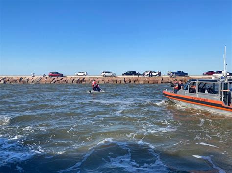 Dvids Images Coast Guard Rescues 4 From Overturned Vessel Near