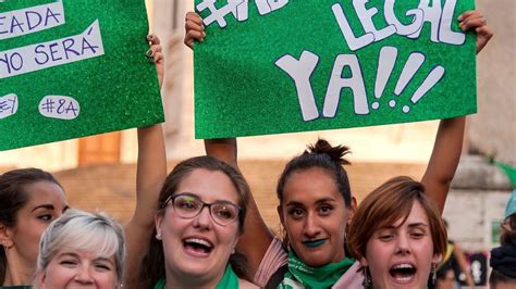 Argentina In Arrivo Una Legge Per Legalizzare L Aborto Fem