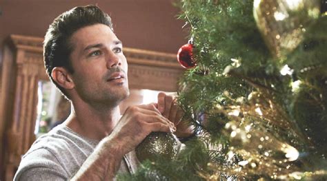 Hallmark Channel News: GH Alum Ryan Paevey in 'Christmas at the Plaza ...