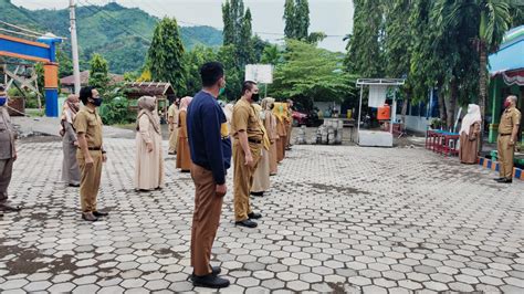 Apel Pagi Pengganti Upacara Hari Senin Smp Negeri Malunda