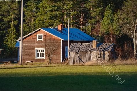 Kuva Talo Ja Ulkorakennus Hailuodossa Rapistunut Kulunut Rapistua