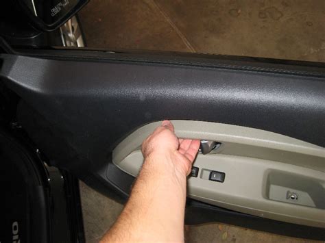 Kia Rio Plastic Interior Door Panel Removal Guide 017