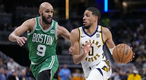 NBA Pacers minimalnie lepsi od Celtics Groźna kontuzja Haliburtona