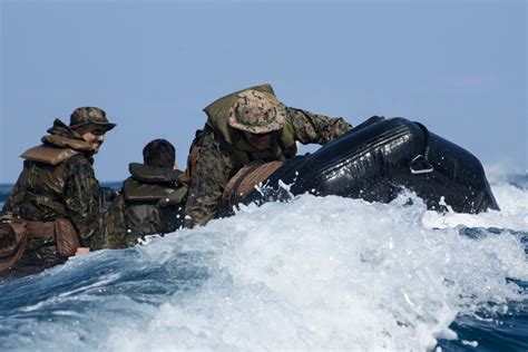 DVIDS Images First To Fight Conduct AIT Amphibious Raid Image 3 Of 7