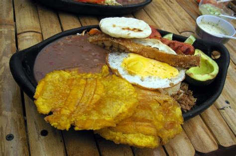 Uncharted Colombia | Bandeja paisa: The people's plate