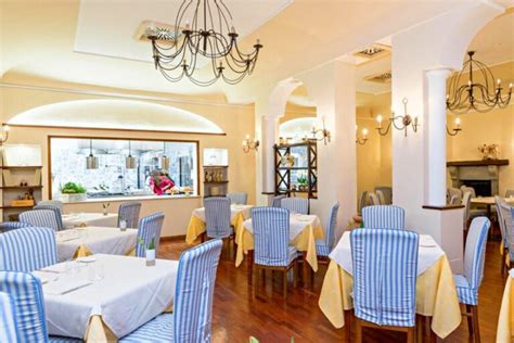 10 Best Restaurants in Positano - Positano Restaurants | Italy Best