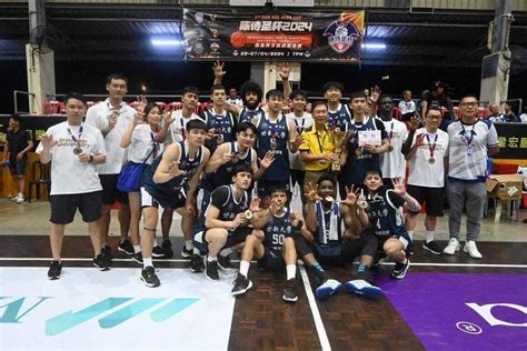 Malaisie Le Tournoi De Basket Ball Masculin Du Saint Graal De Chen Shi