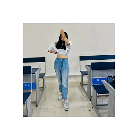 •aditi• 🎅 Instagram