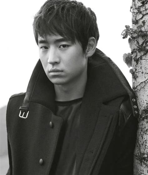 Lee Je-hoon – Filme, Bio und Listen auf MUBI