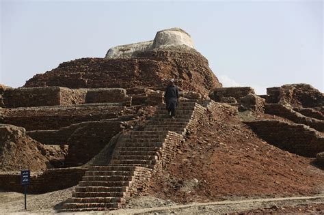 As flooding death toll hits 1,325, Pakistan's unprecedented rains damage ancient ruins of world ...