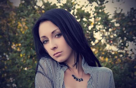 Night A Green Eyes Brunette Wallpapers Hd Desktop And Mobile Backgrounds