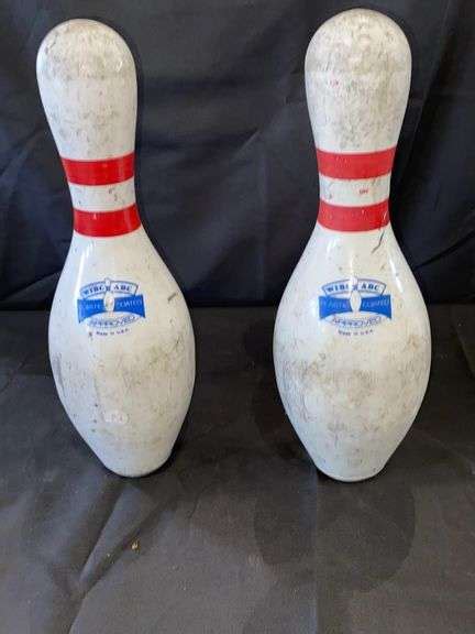 Pair Of Vintage Bowling Pins Mclaughlin Auctioneers Llc Mc