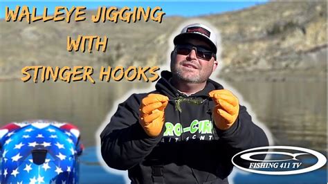 Walleye Jigging With Stinger Hooks Youtube