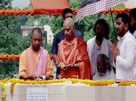 Ayodhya Cm Yogi Lays Foundation Stone Of Ram Mandirs Garbha Griha