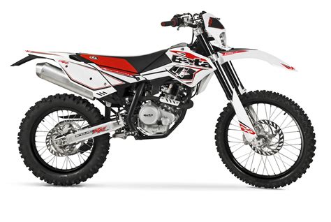 Motorrad Vergleich Beta RR Enduro 4T 125 LC 2014 Vs Rieju MRT 125 SM