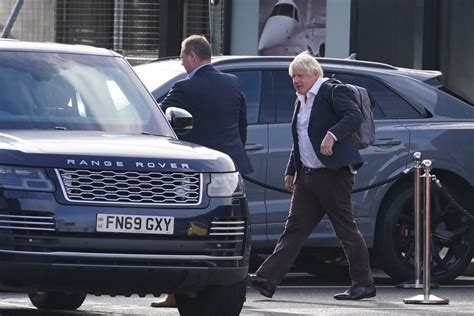 Boris Johnson Returns To Uk Amidst Rumors He Will Run For Pm North