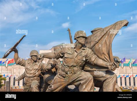 Monument At War Memorial Of Korea Museum In Seoul South Korea Stock