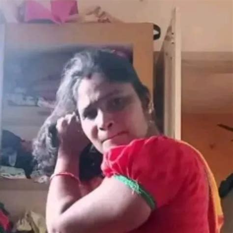 Amma Pundaiyil Viral Podum Magan Indian Desi Porn XHamster