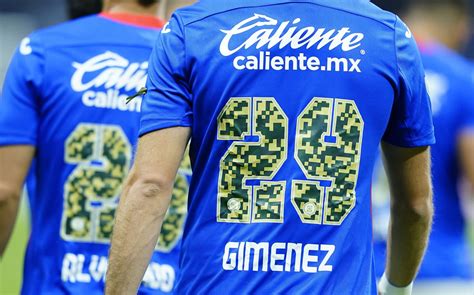 Cruz Azul Rinde Homenaje Al Ej Rcito Mexicano Con N Meros Y Cubrebocas