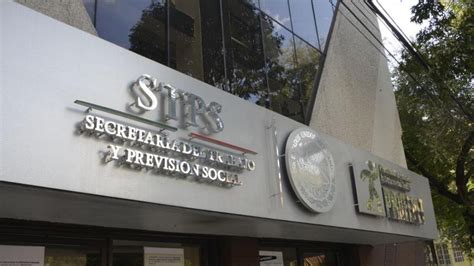 Secretaría del Trabajo lanza VACANTES con sueldo de hasta 77 000 pesos